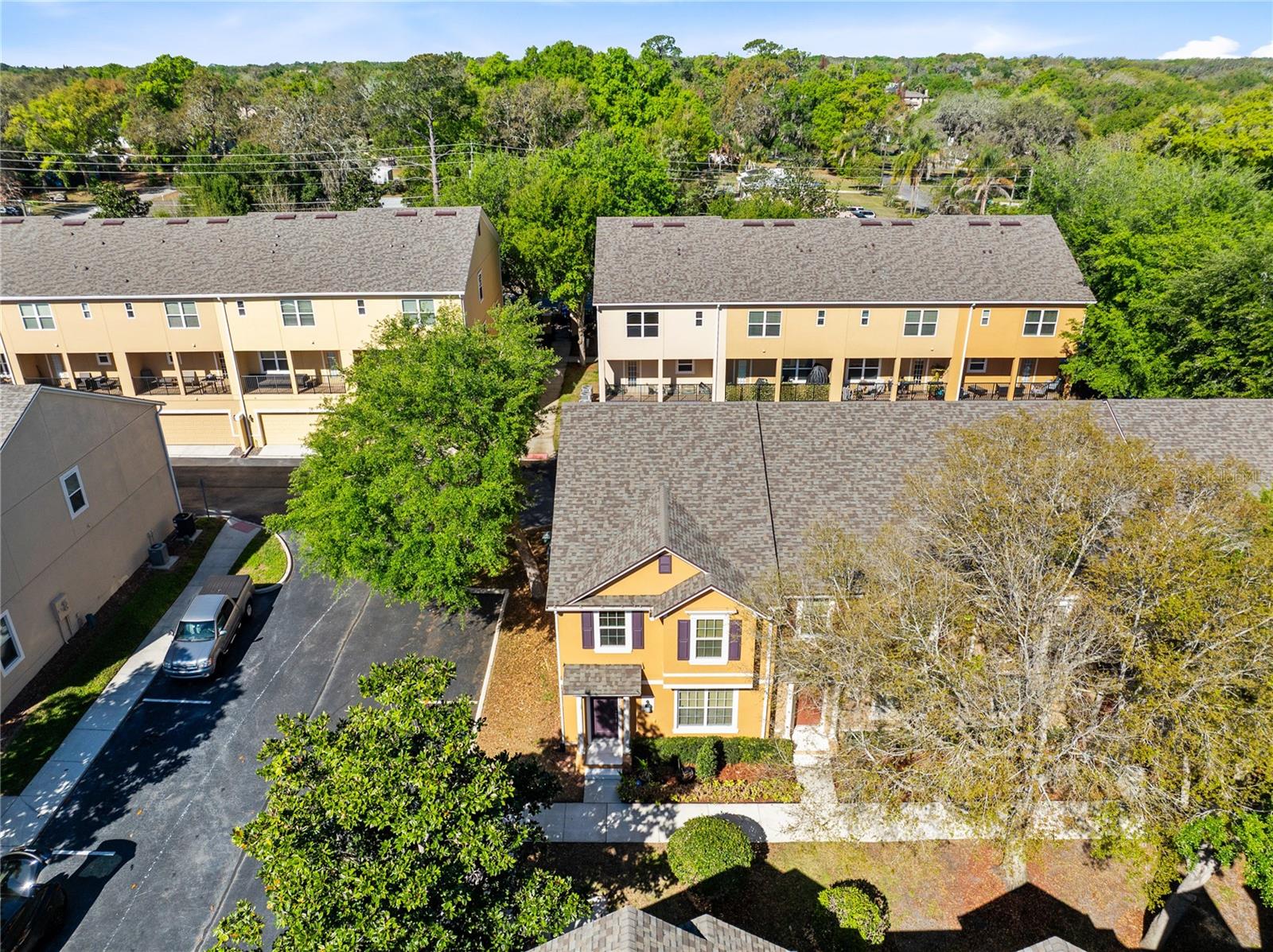 SUTTON PLACE TWNHMS A REP - Residential