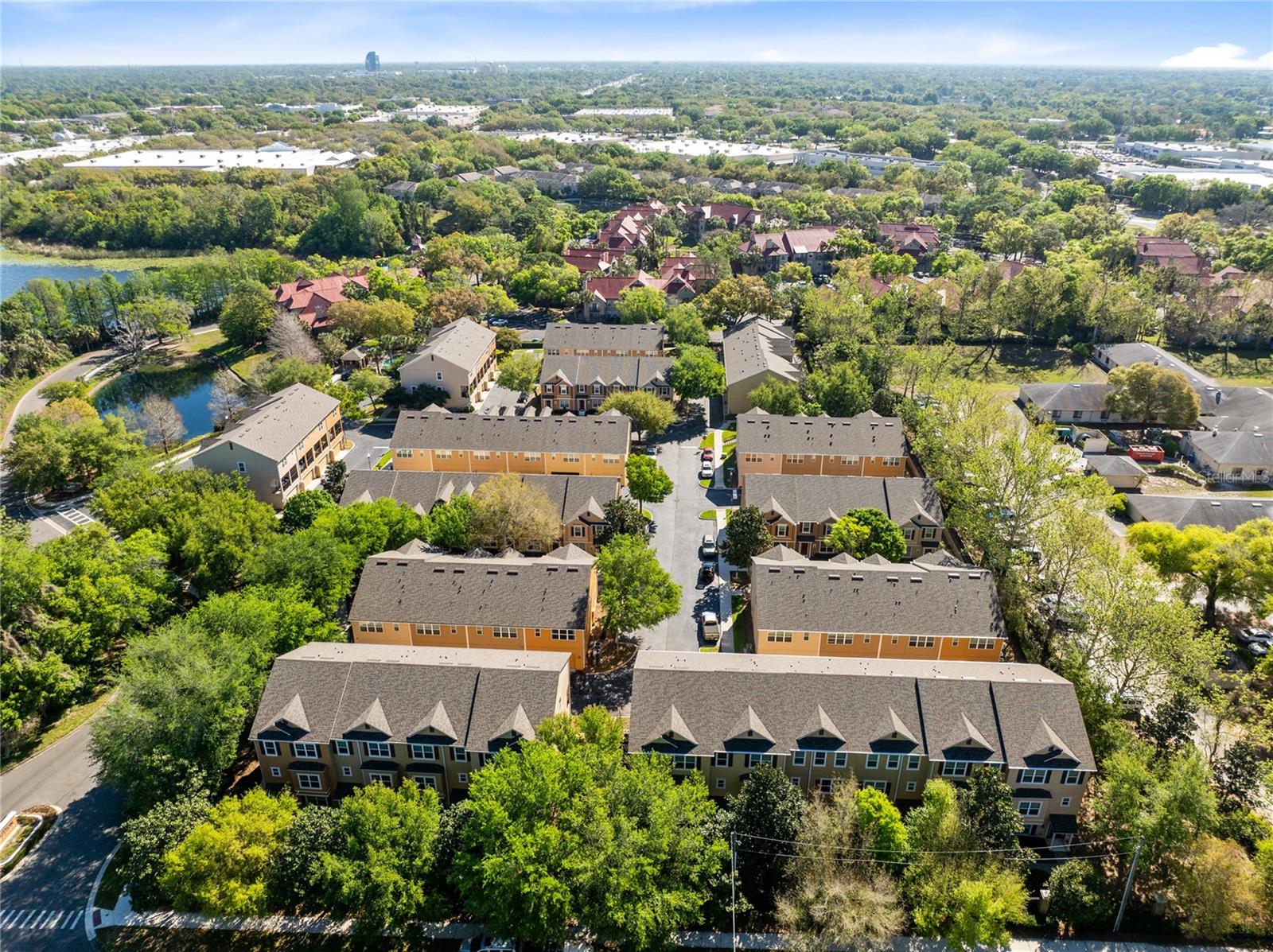 SUTTON PLACE TWNHMS A REP - Residential