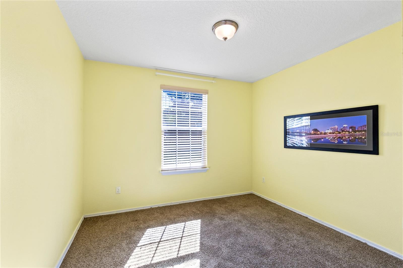 SUTTON PLACE TWNHMS A REP - Residential