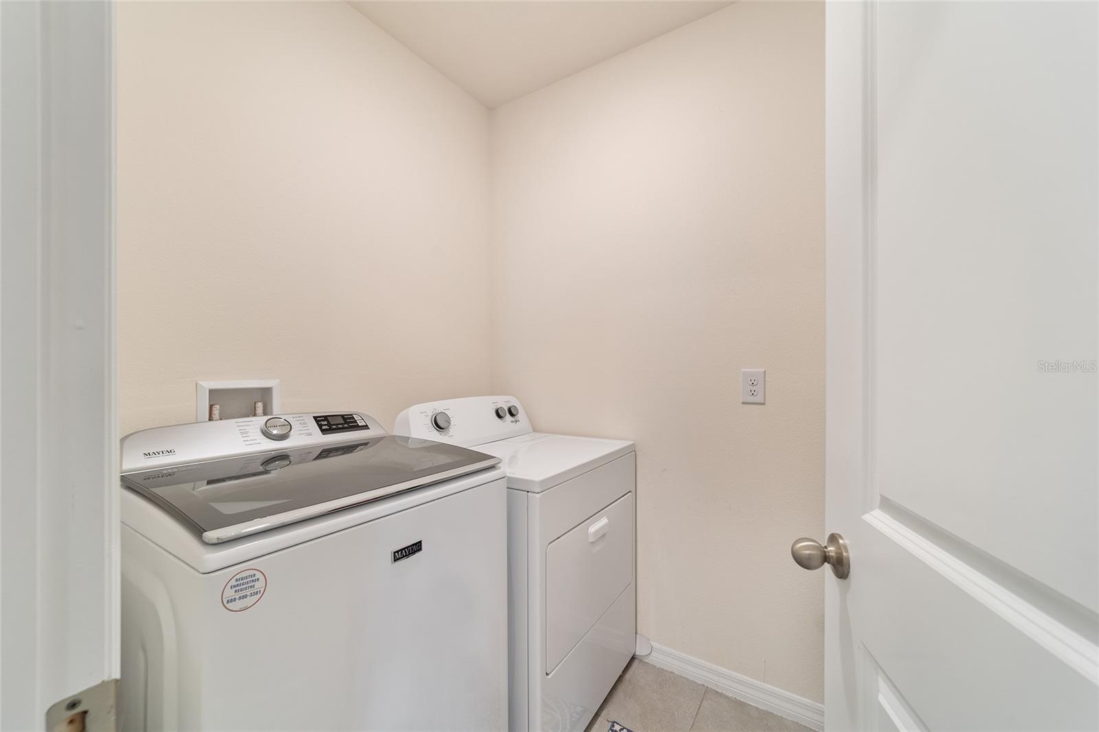 LAKE DIAMOND NORTH - Residential