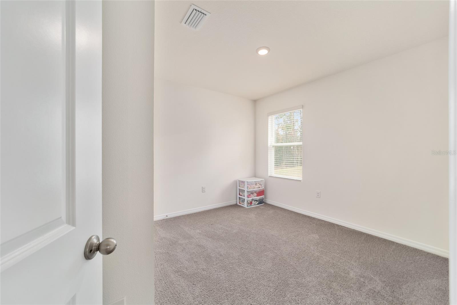 LAKE DIAMOND NORTH - Residential