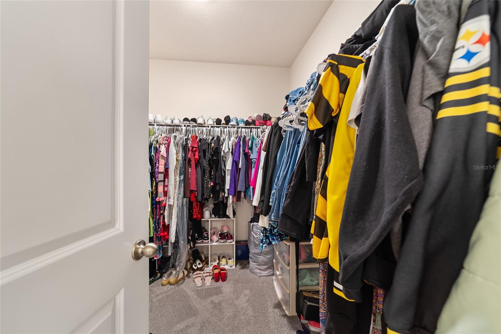 LAKE DIAMOND NORTH - Residential