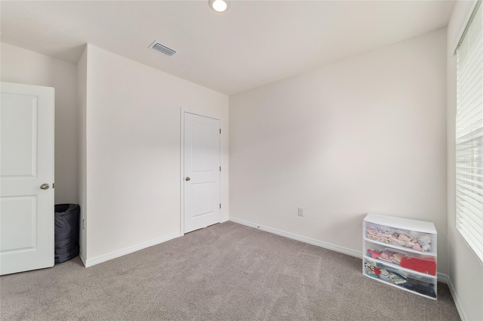 LAKE DIAMOND NORTH - Residential