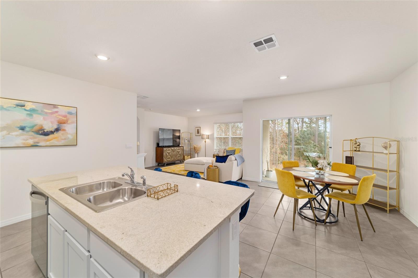 LAKE DIAMOND NORTH - Residential