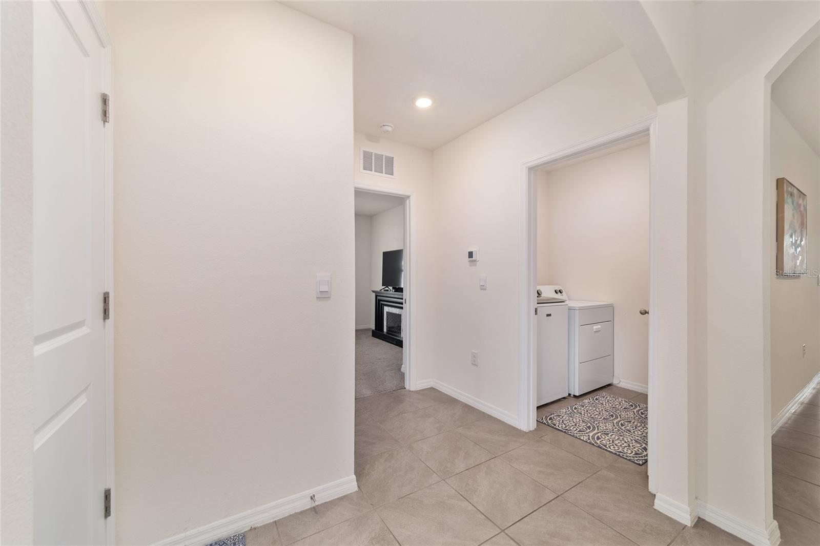 LAKE DIAMOND NORTH - Residential