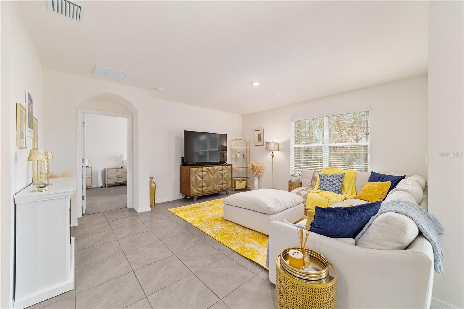 LAKE DIAMOND NORTH - Residential