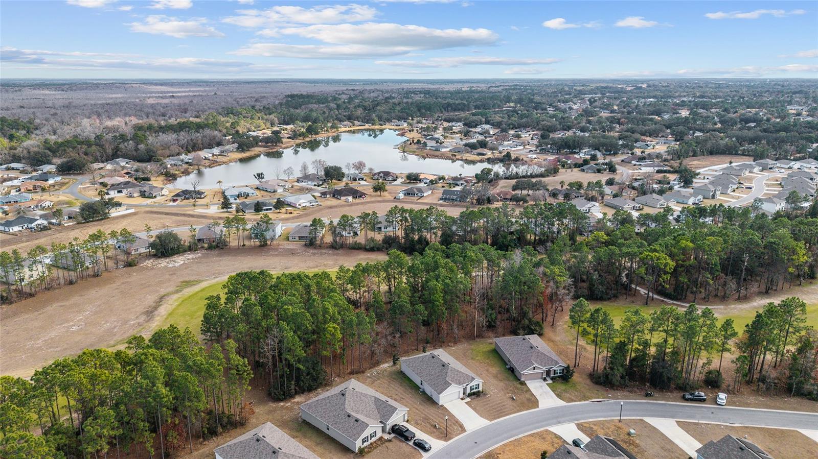 LAKE DIAMOND NORTH - Residential