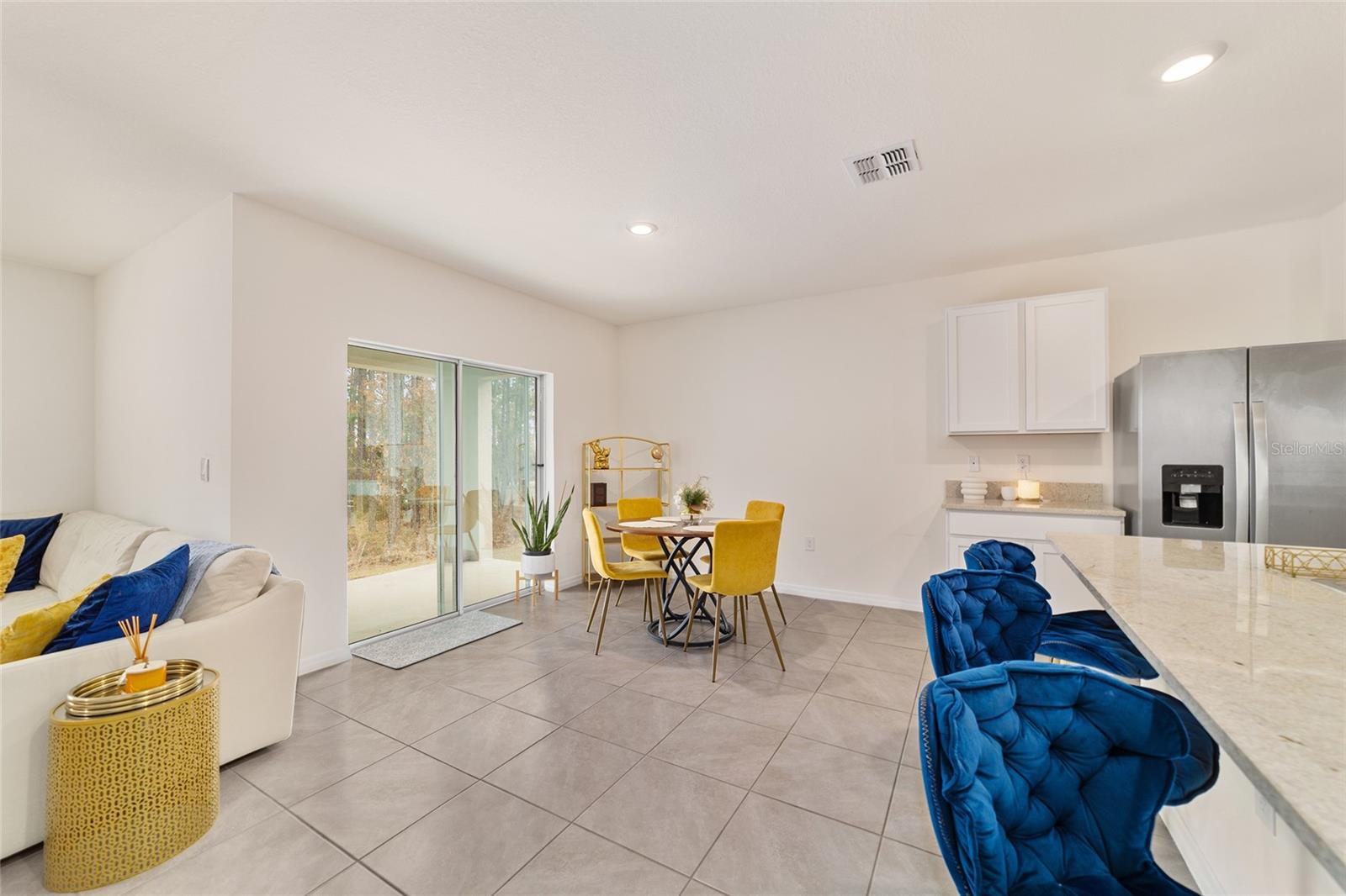 LAKE DIAMOND NORTH - Residential