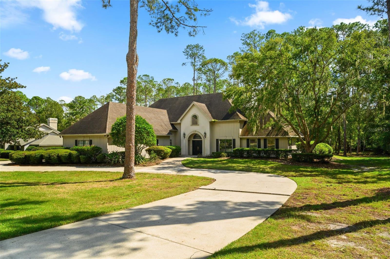 8121 SW 45TH LANE