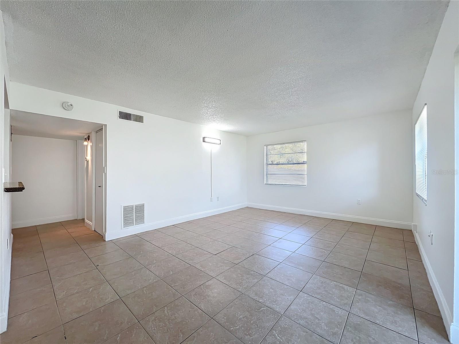 WINDMILL POINT CONDO - Residential Lease