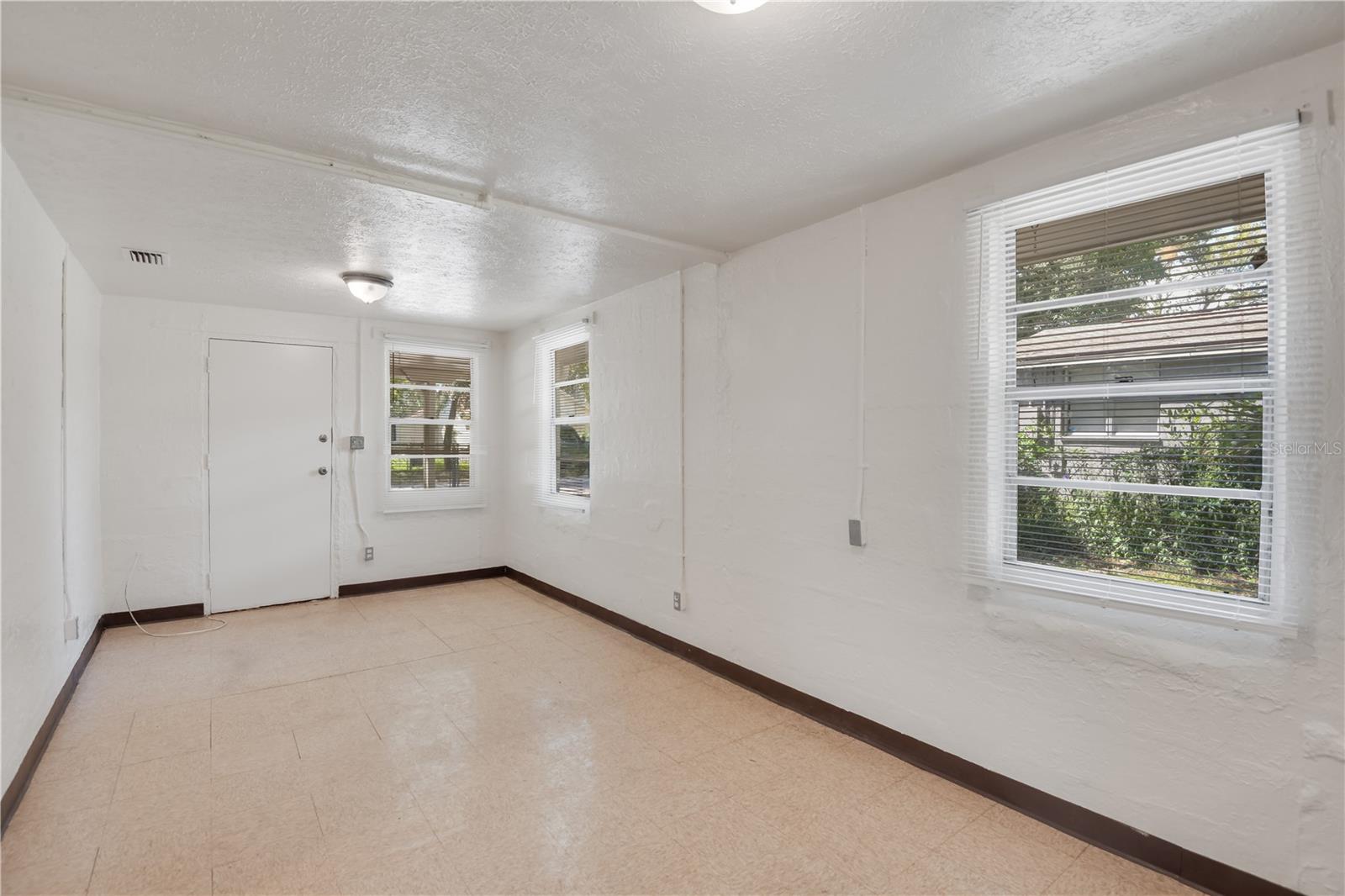 CHESTERFIELD HEIGHTS - Residential