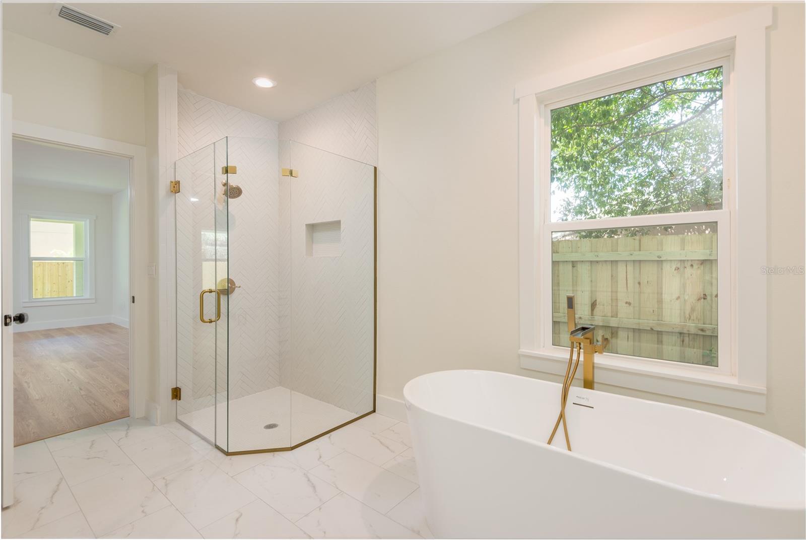 GANDY BLVD PARK - Residential