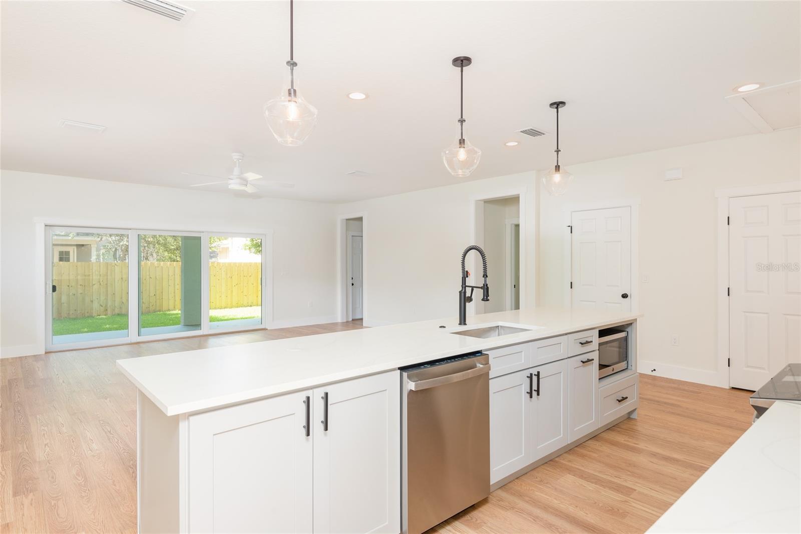 GANDY BLVD PARK - Residential