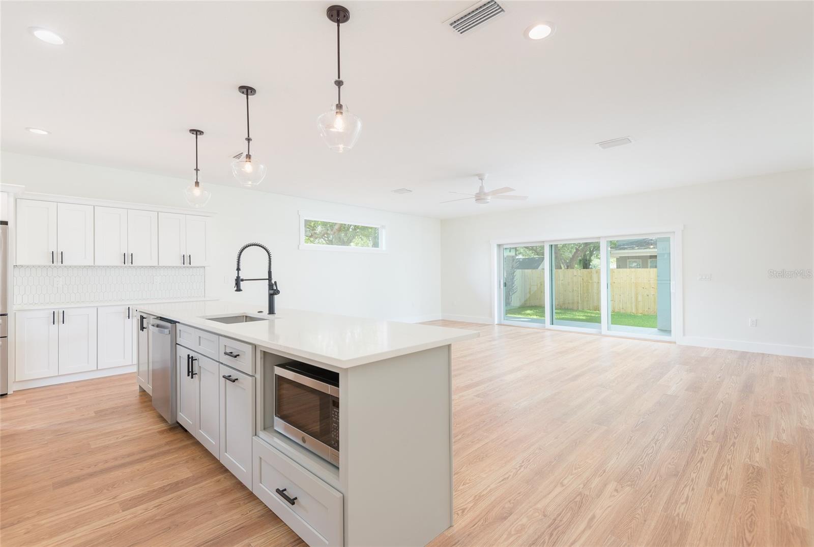 GANDY BLVD PARK - Residential