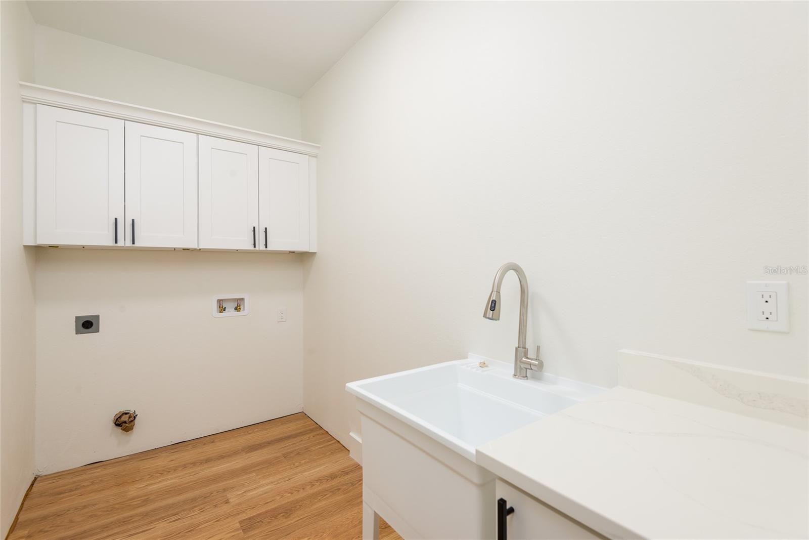 GANDY BLVD PARK - Residential