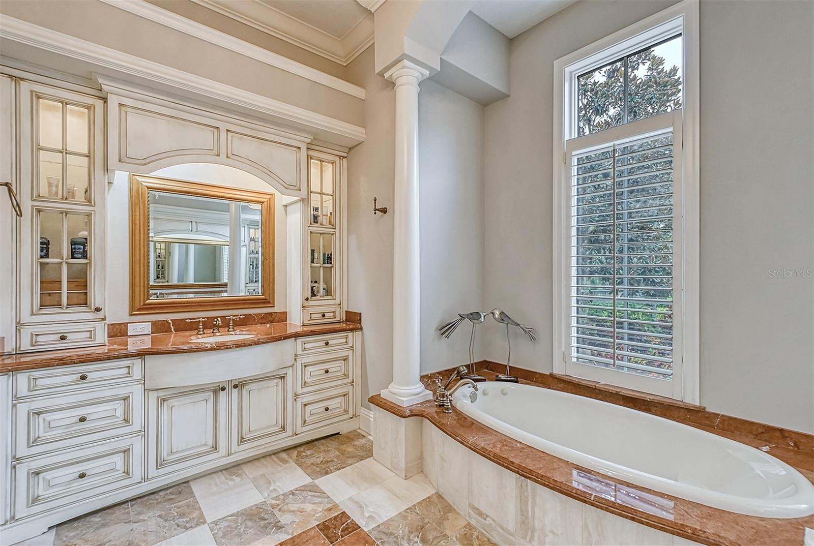 LAKE CLUB PH I - Residential