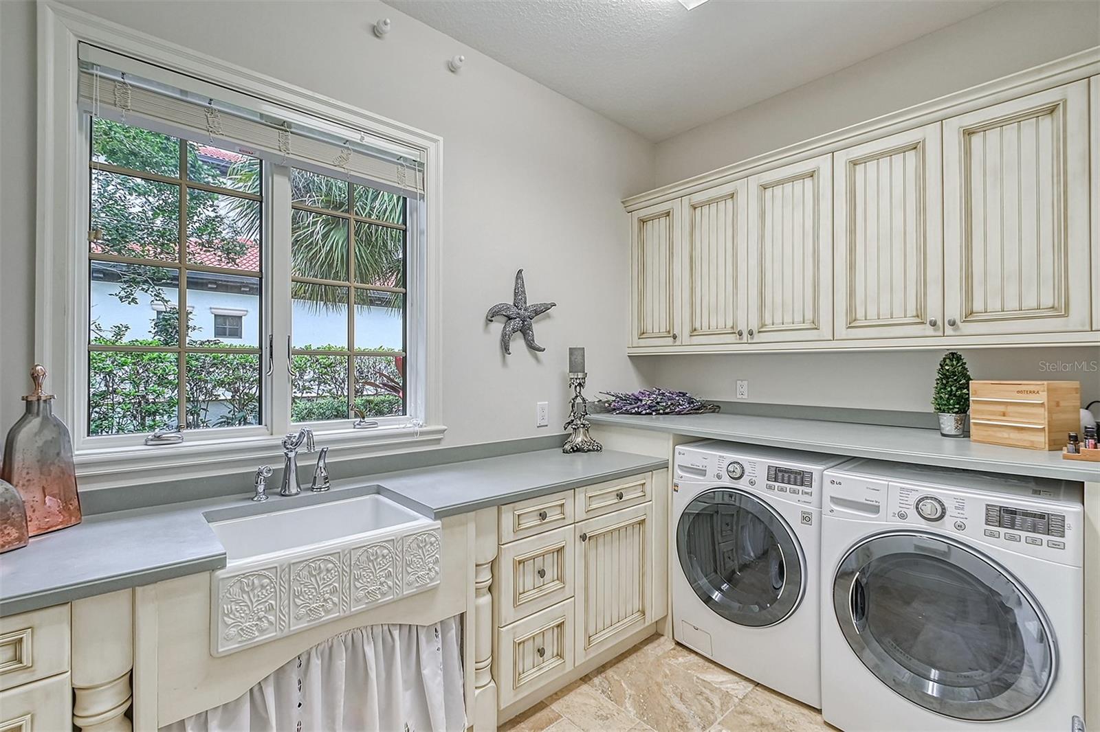 LAKE CLUB PH I - Residential