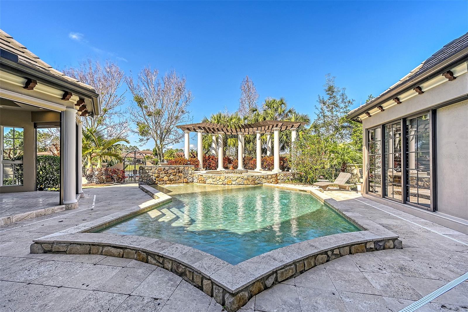 LAKE CLUB PH I - Residential