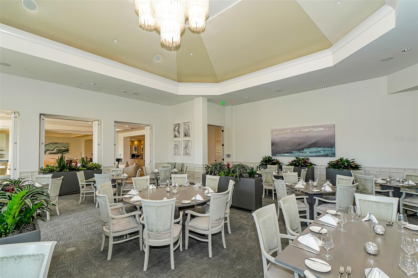 LAKE CLUB PH I - Residential