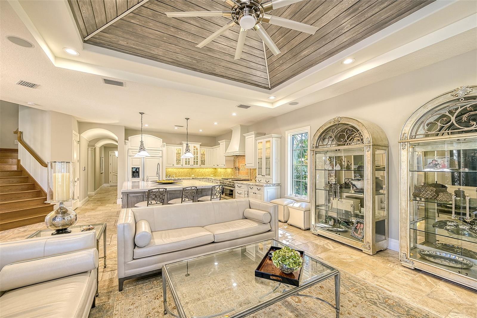 LAKE CLUB PH I - Residential