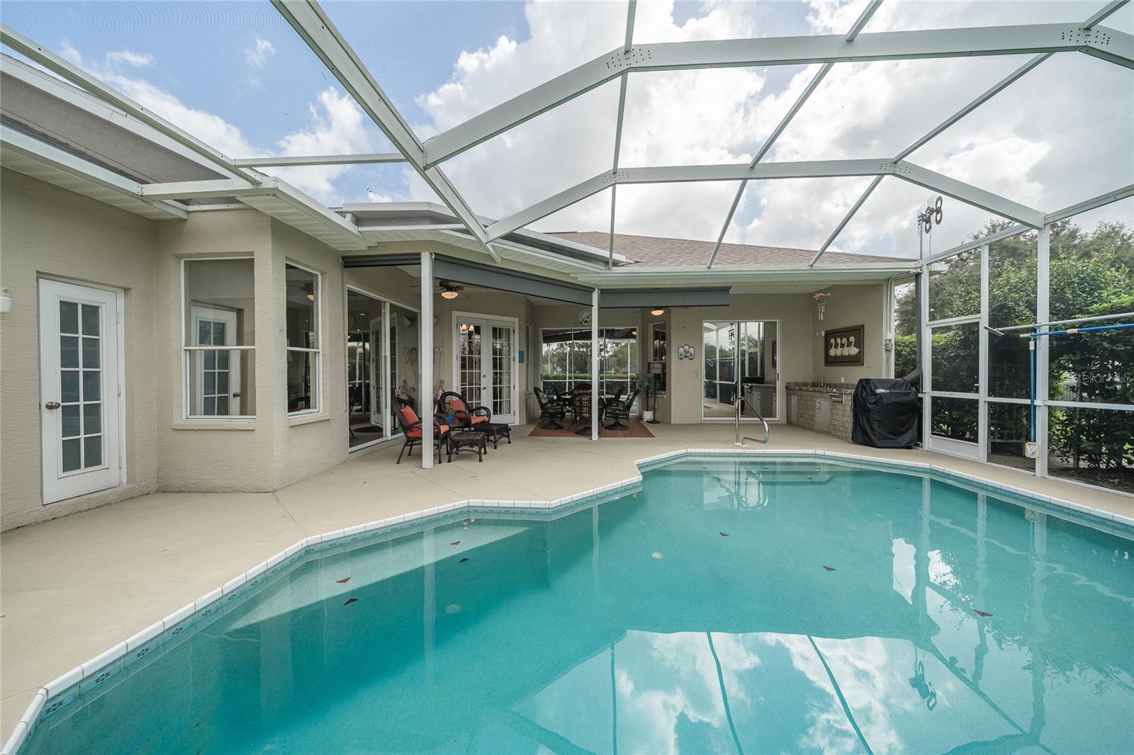 SILVER OAKS PH 01 - Residential