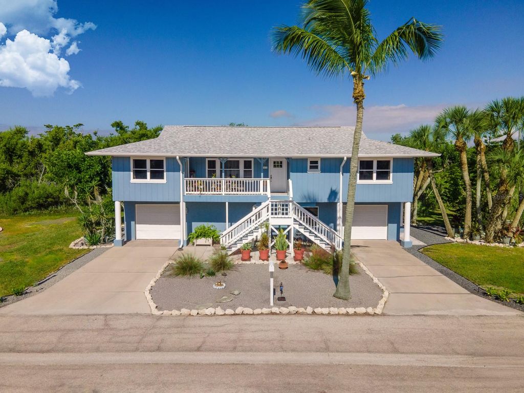 Photo of 691 Gulf Bay Road, Longboat Key, FL 34228 (MLS # A4684077)