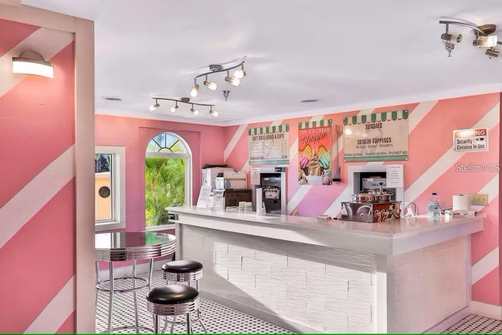 REGAL PALMS AT HIGHLAND RESERVE PH 03 - Residential