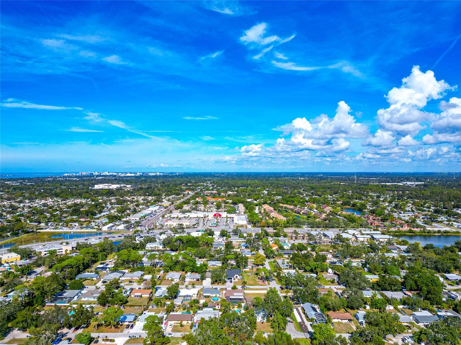 COLONIAL TERRACE - Residential
