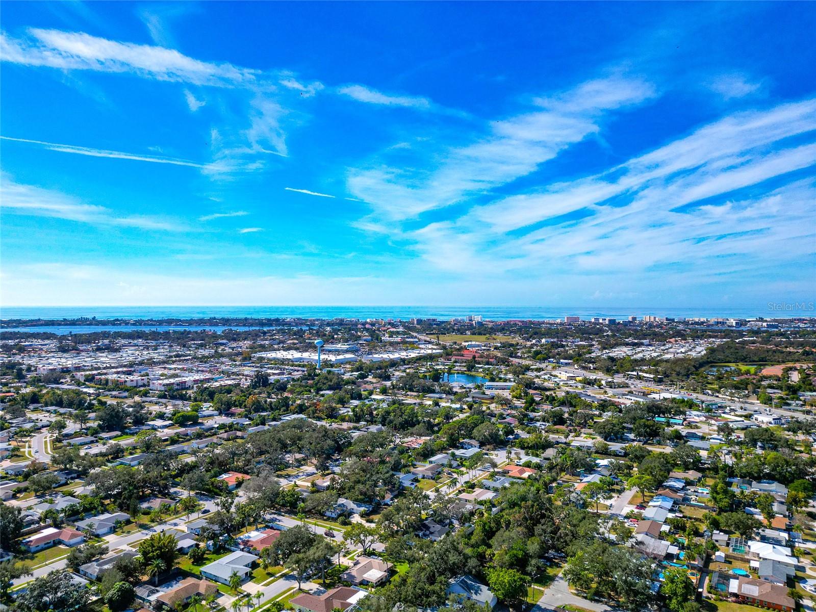 COLONIAL TERRACE - Residential