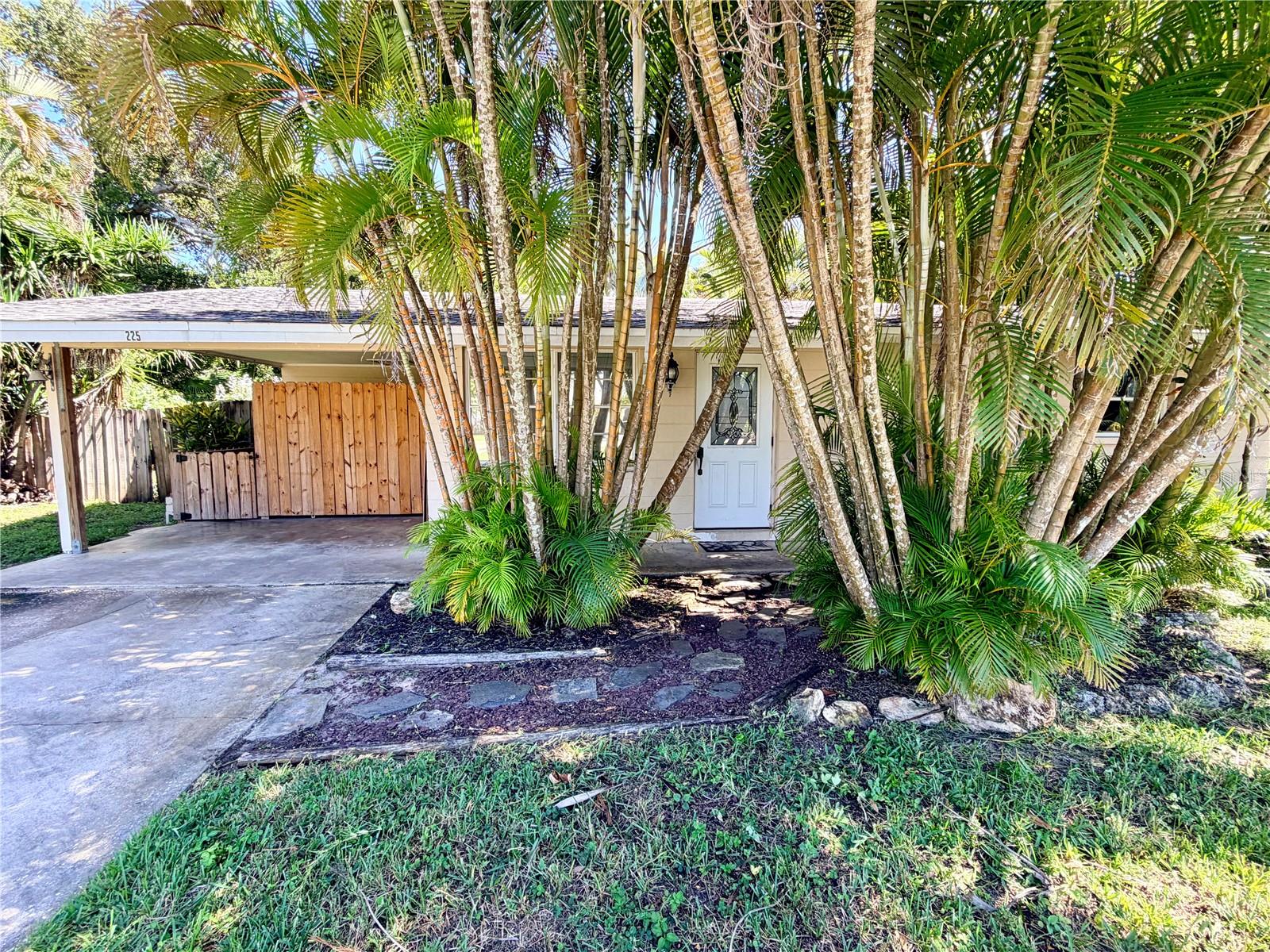 225 MAGNOLIA ROAD, VENICE, FL, 34293 4 225 MAGNOLIA ROAD