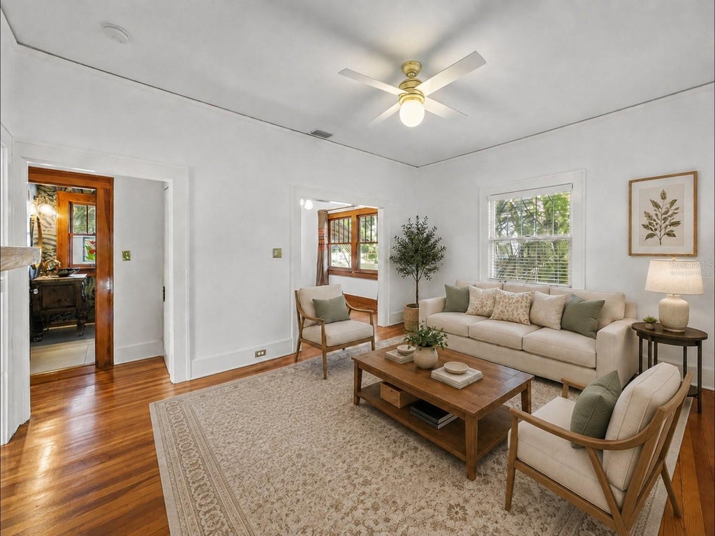 Photo of 1024 23rd Avenue N, St Petersburg, FL 33704 (MLS # TB8537620)
