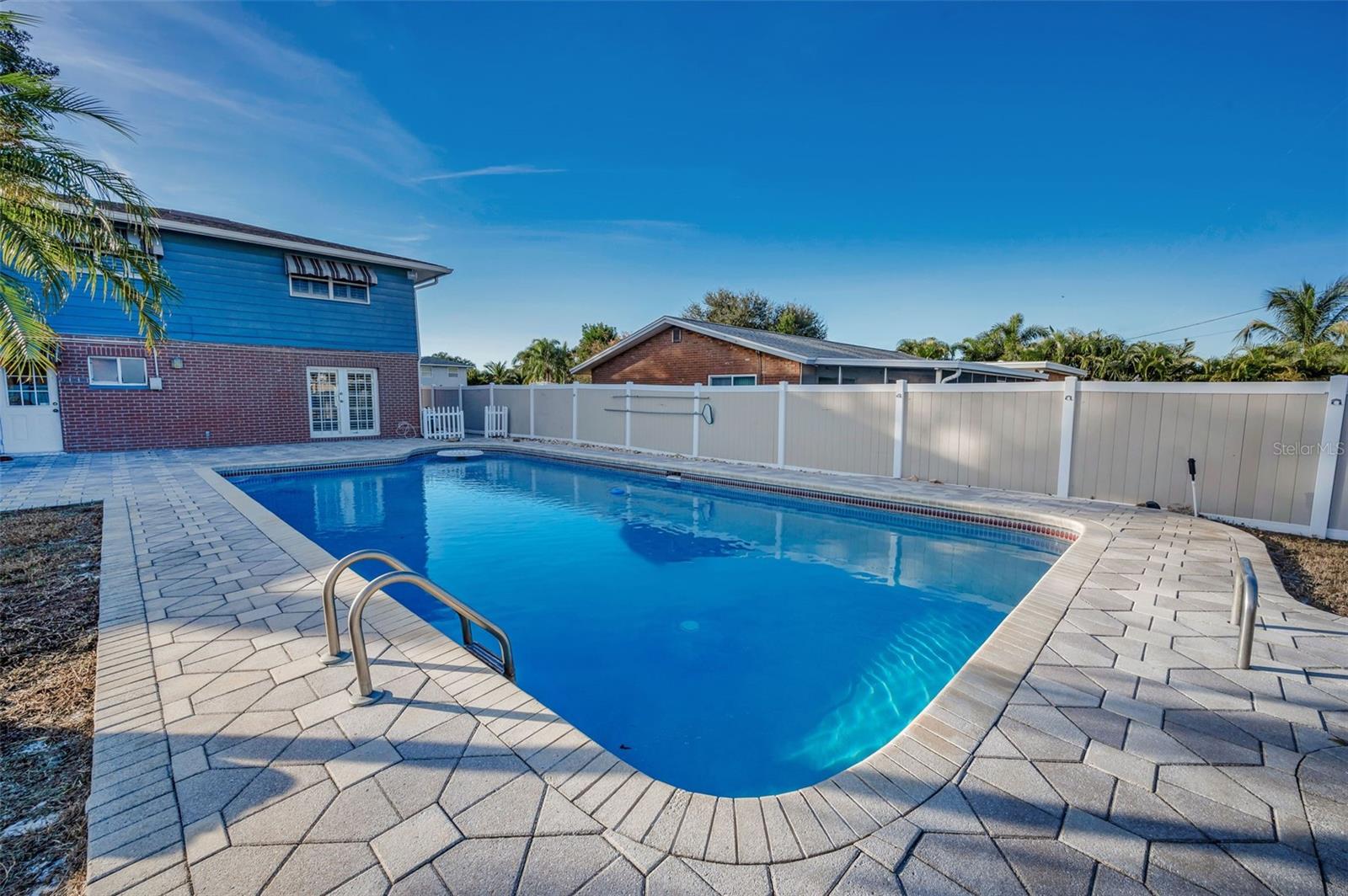 WHISPERING PINES FOREST 1ST ADD - Residential