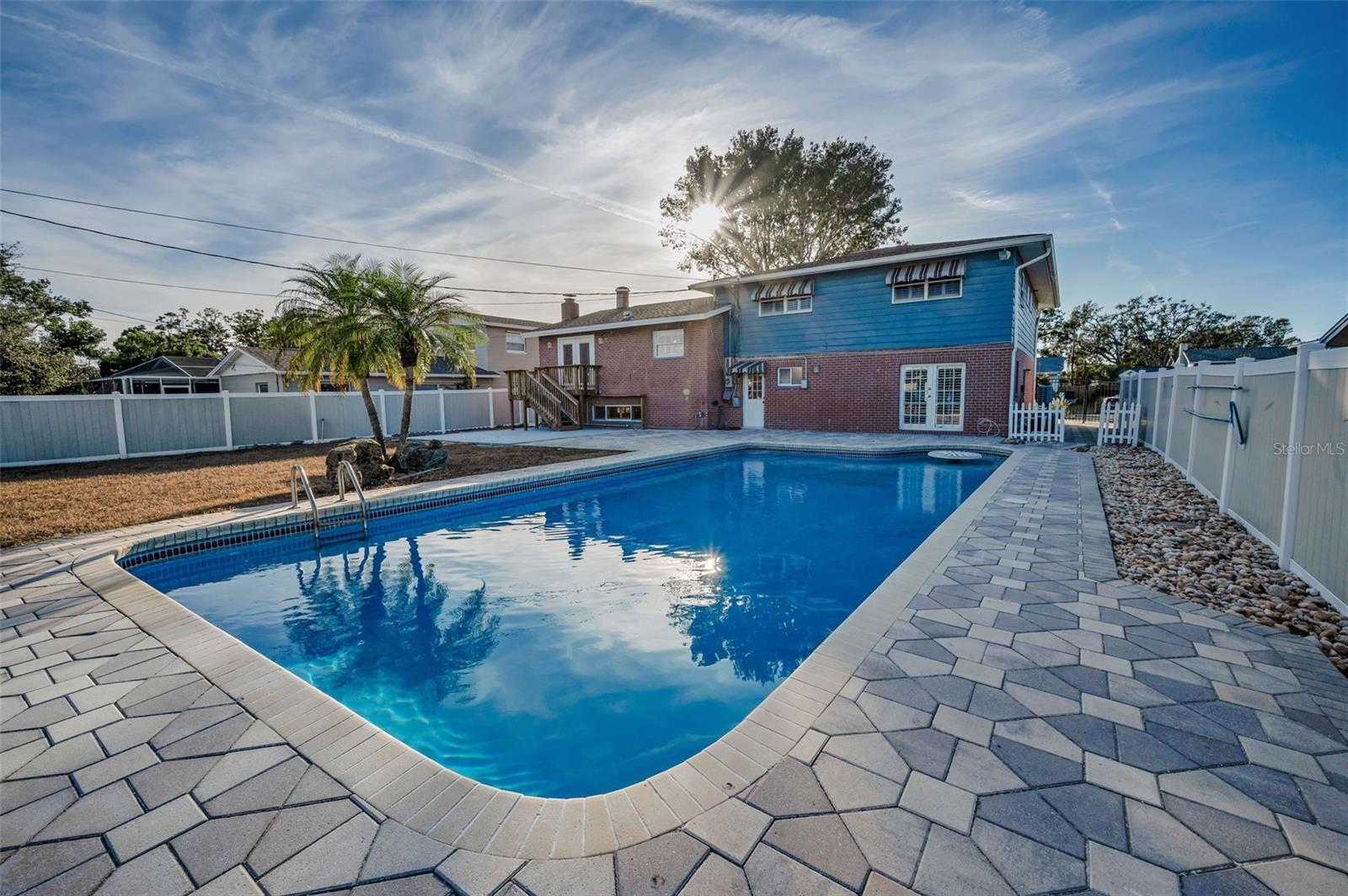 WHISPERING PINES FOREST 1ST ADD - Residential