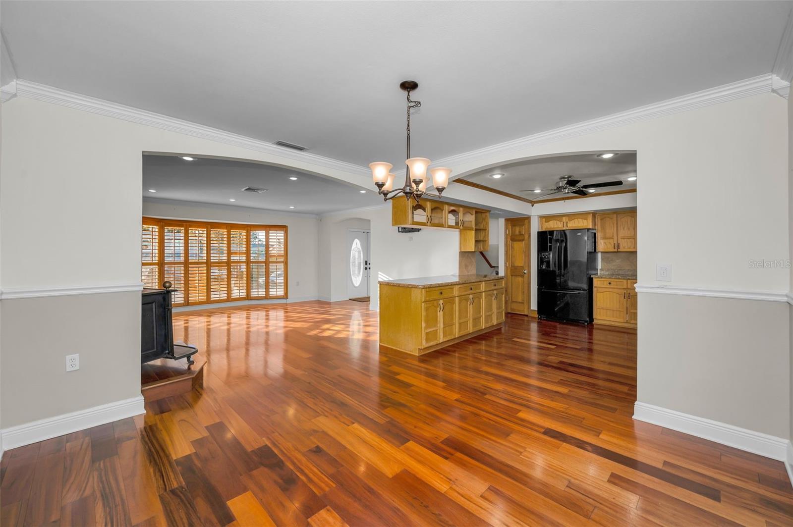 WHISPERING PINES FOREST 1ST ADD - Residential