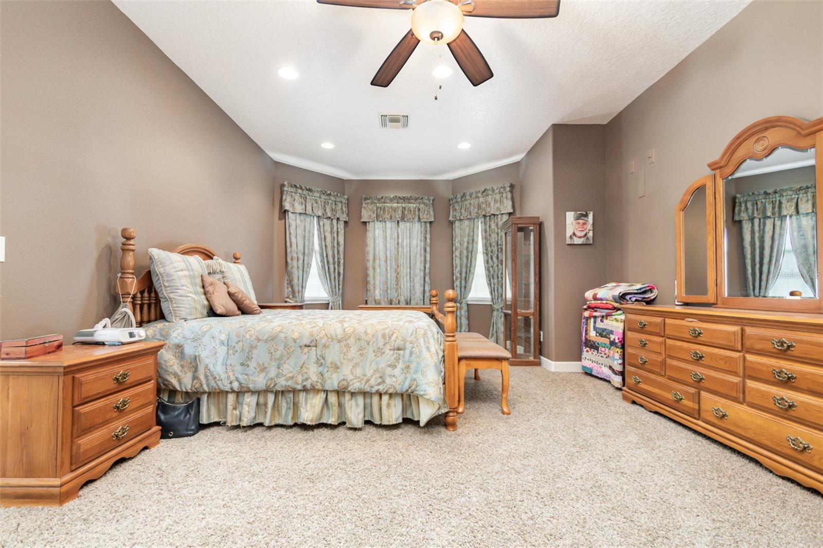 MICHIGAN ACRES - Residential