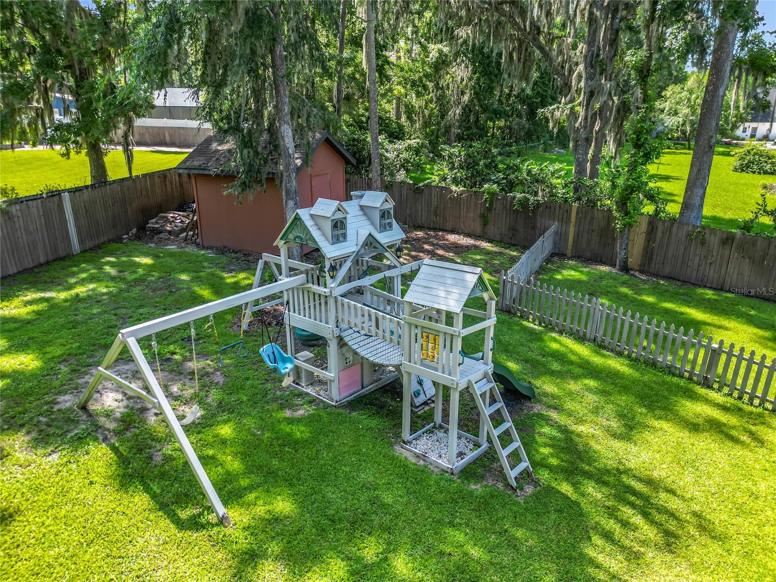 LEMONWOOD - Residential Lease