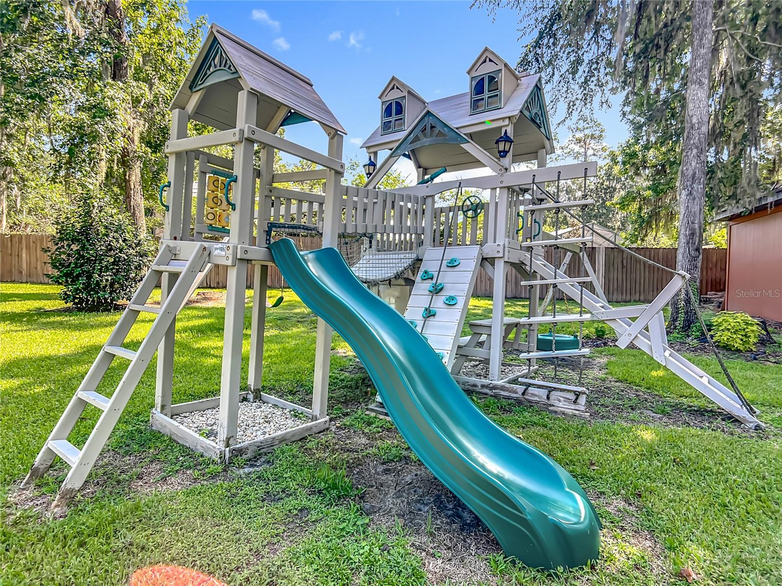 LEMONWOOD - Residential Lease