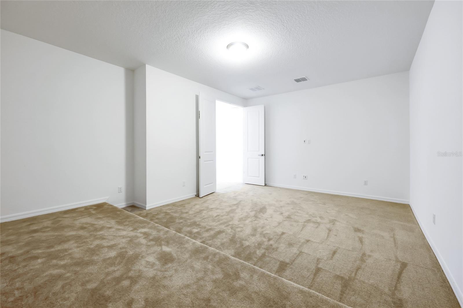 LAKE PRESERVE PH 2 - Residential