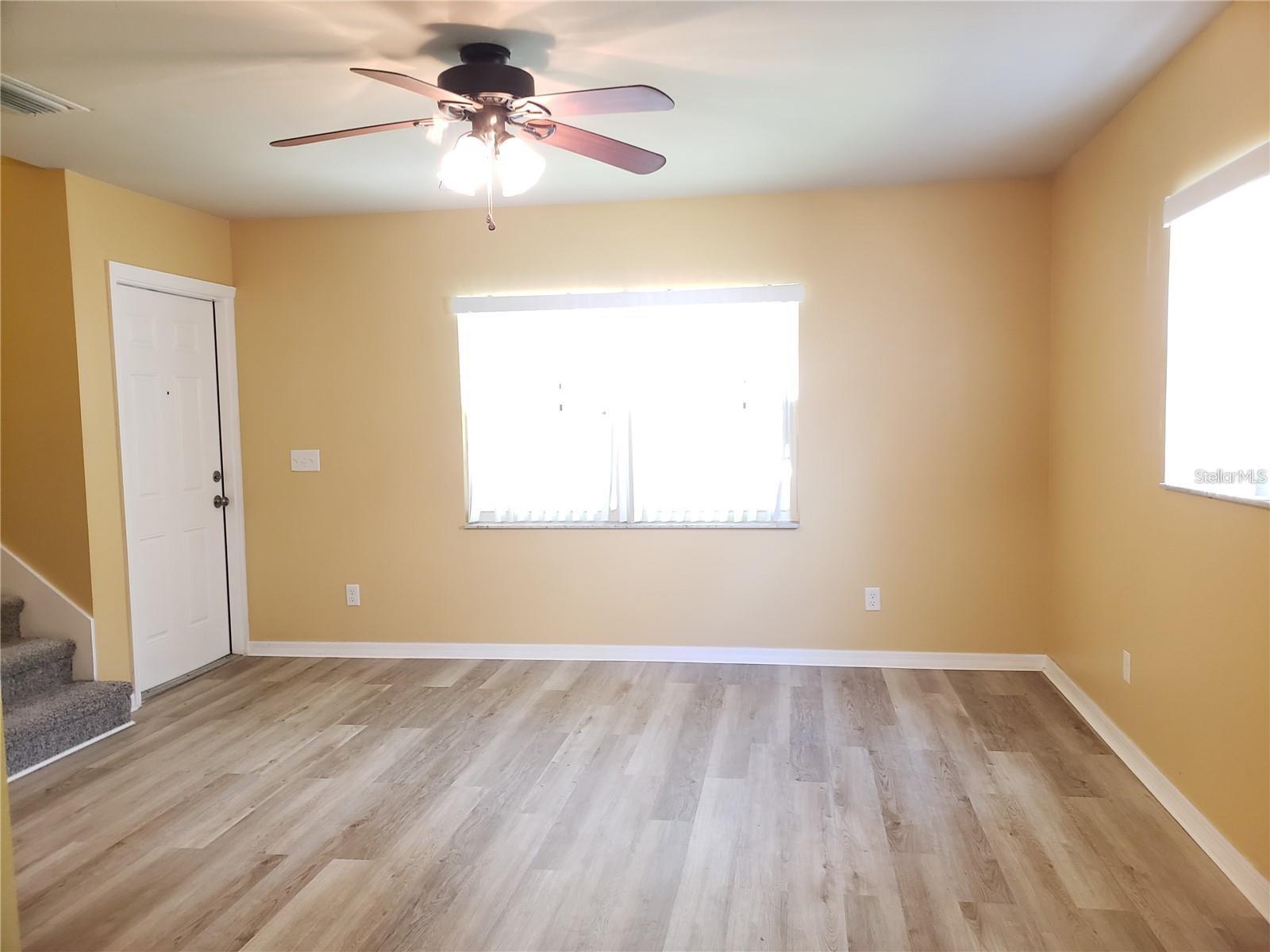 GOLFVIEW MANOR - Residential Lease