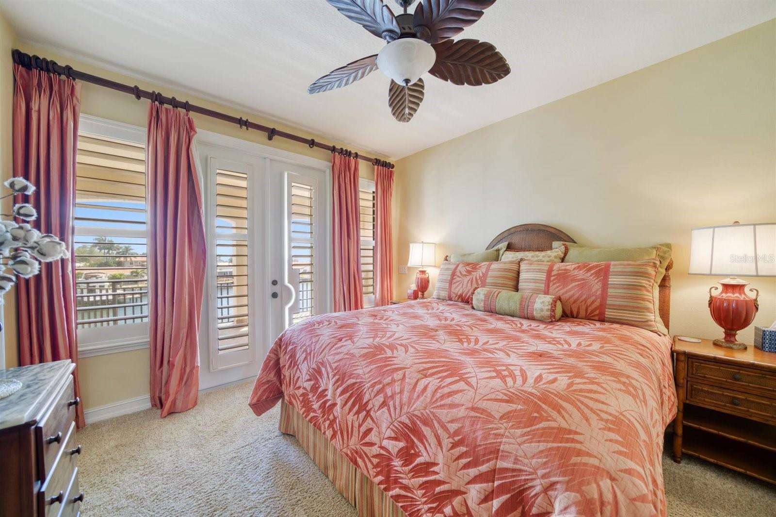 VENETIAN ISLES - Residential