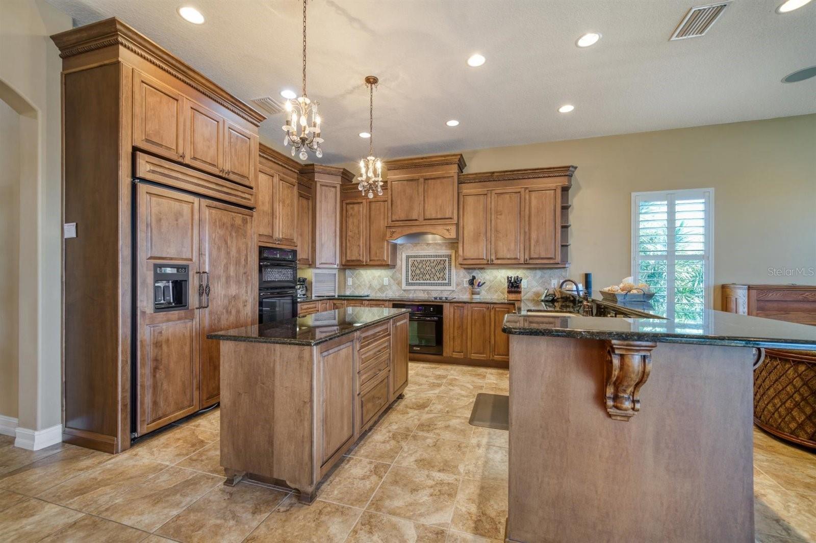 VENETIAN ISLES - Residential