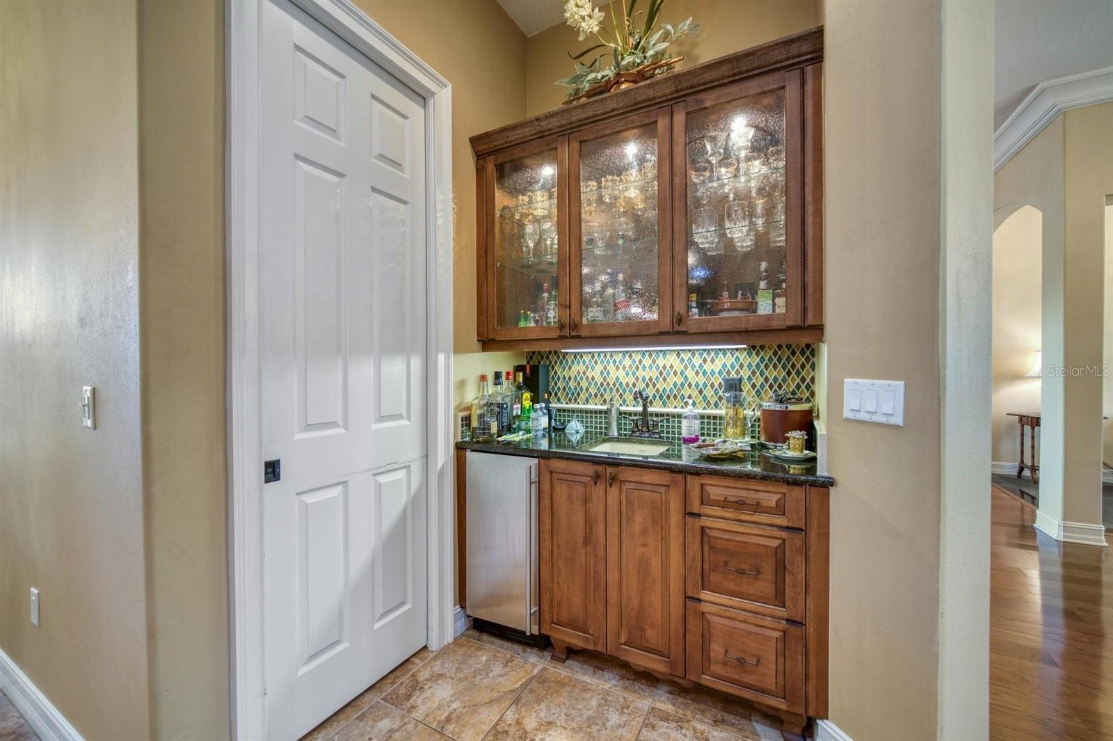 VENETIAN ISLES - Residential