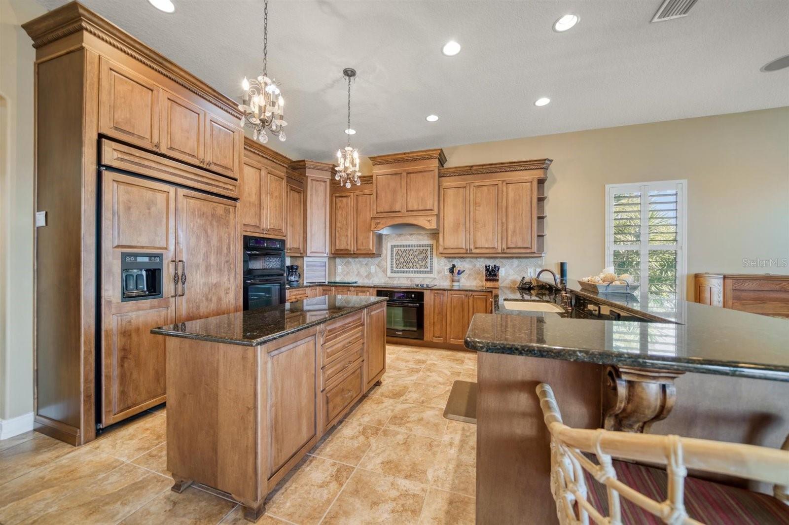 VENETIAN ISLES - Residential