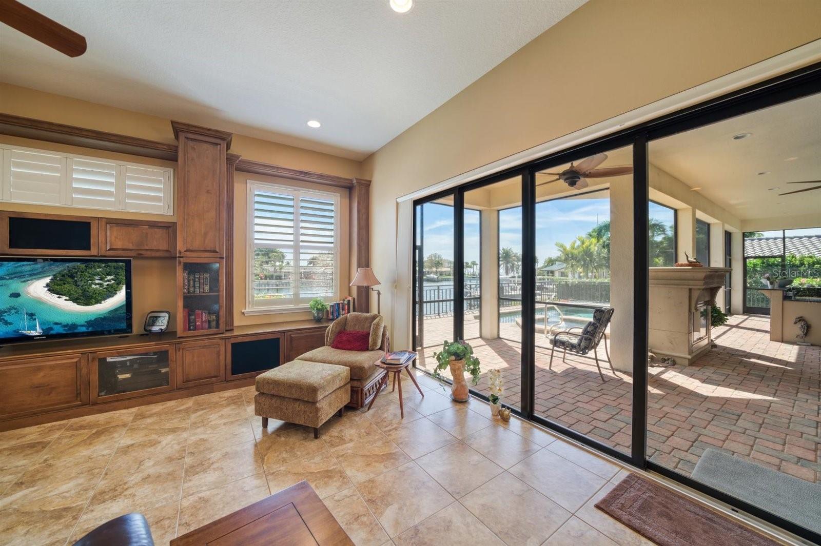 VENETIAN ISLES - Residential