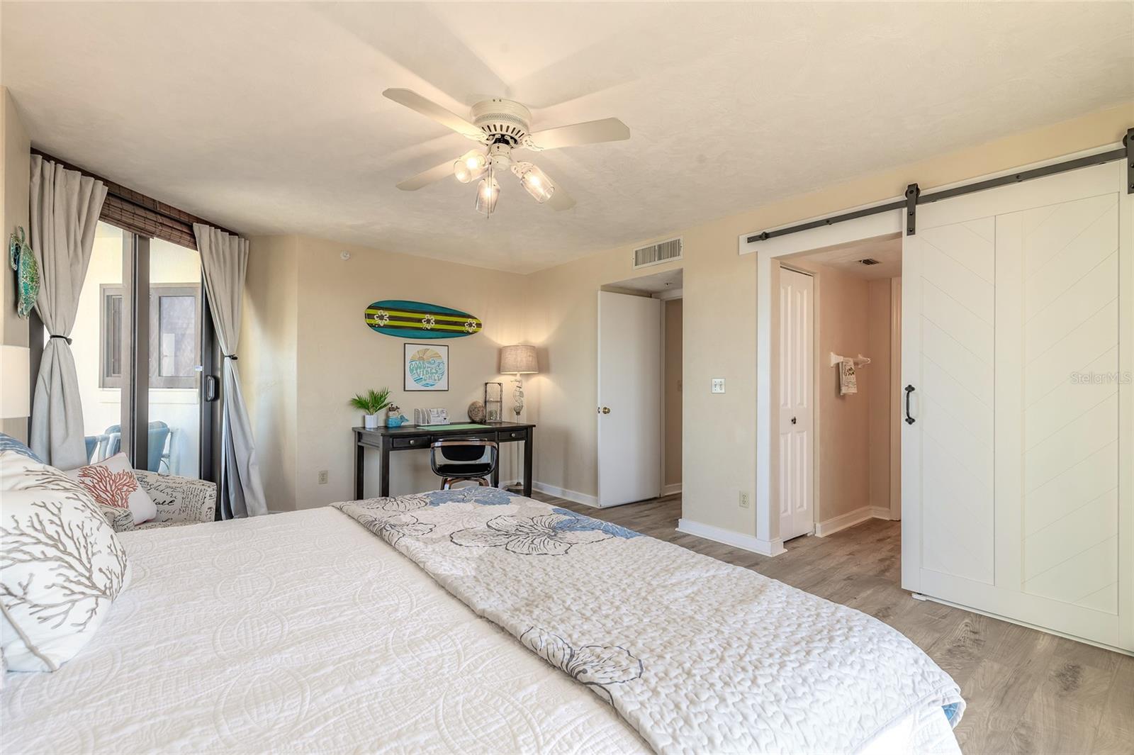 SHERWIN CONDO - Residential