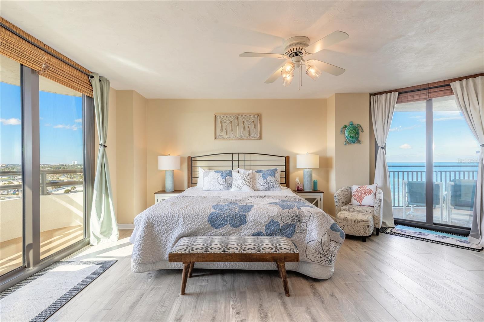 SHERWIN CONDO - Residential