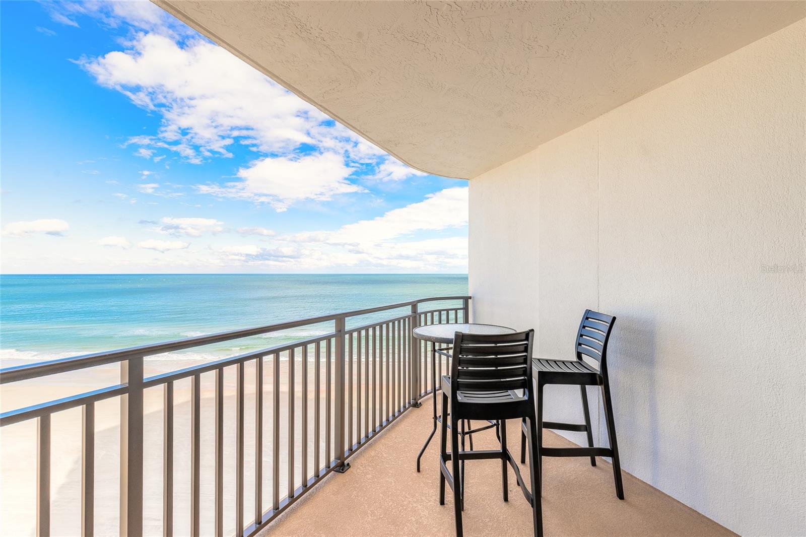 SHERWIN CONDO - Residential