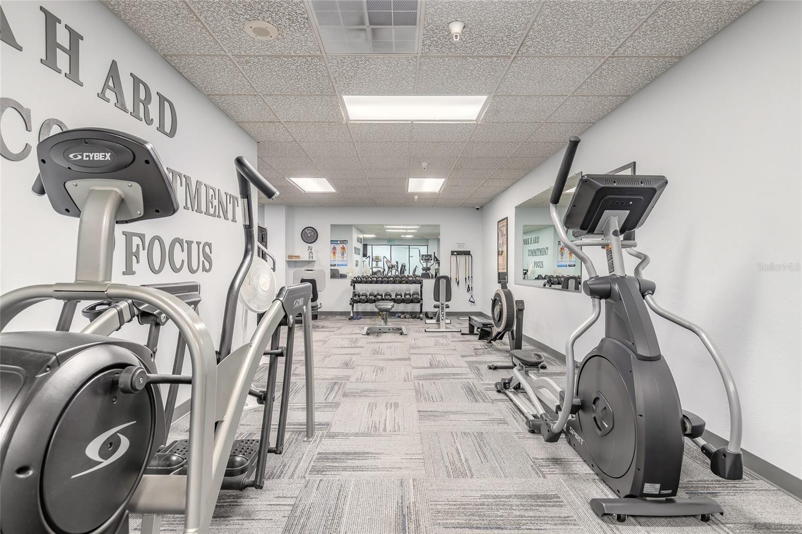 SHERWIN CONDO - Residential