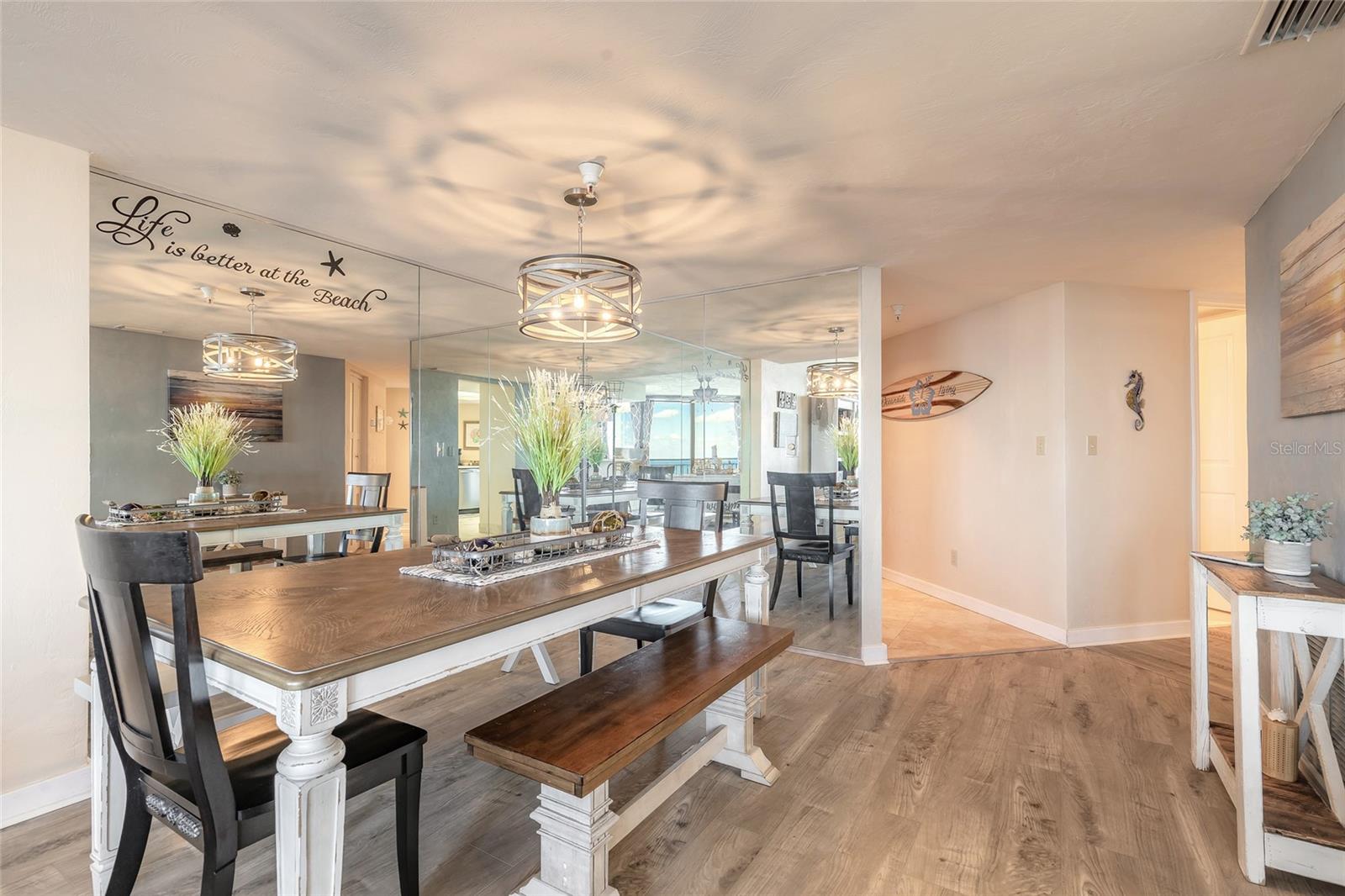 SHERWIN CONDO - Residential