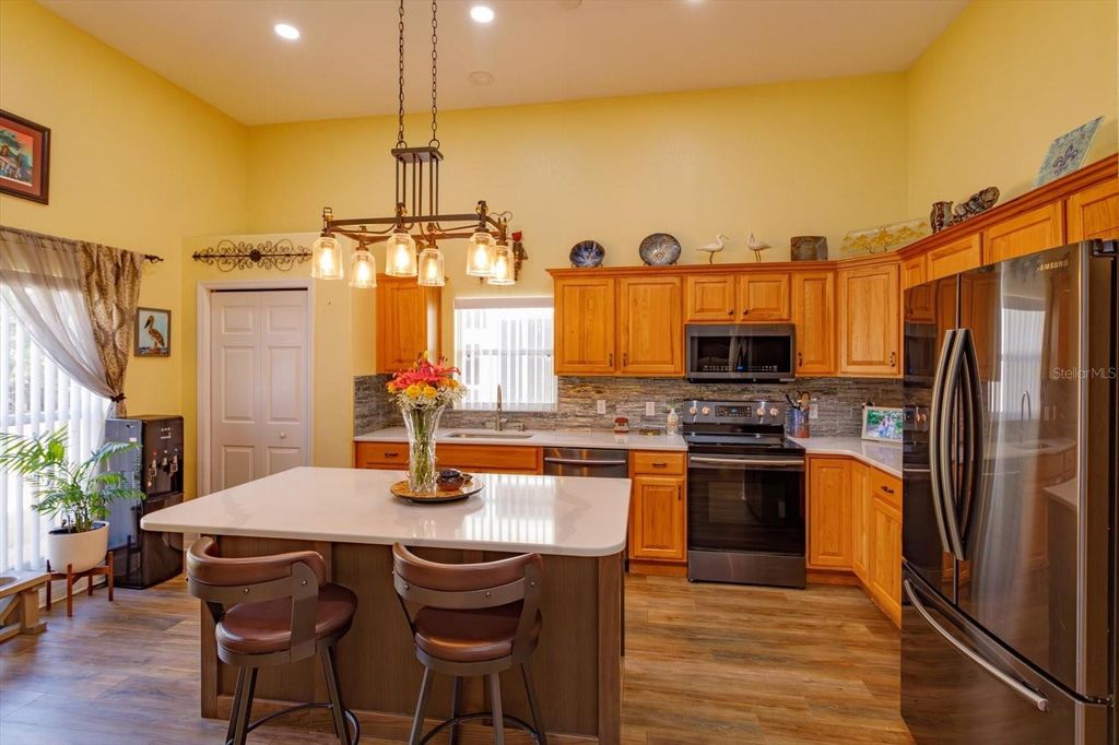 Photo of 16213 Citrus Parkway, Clermont, FL 34714 (MLS # G5107820)